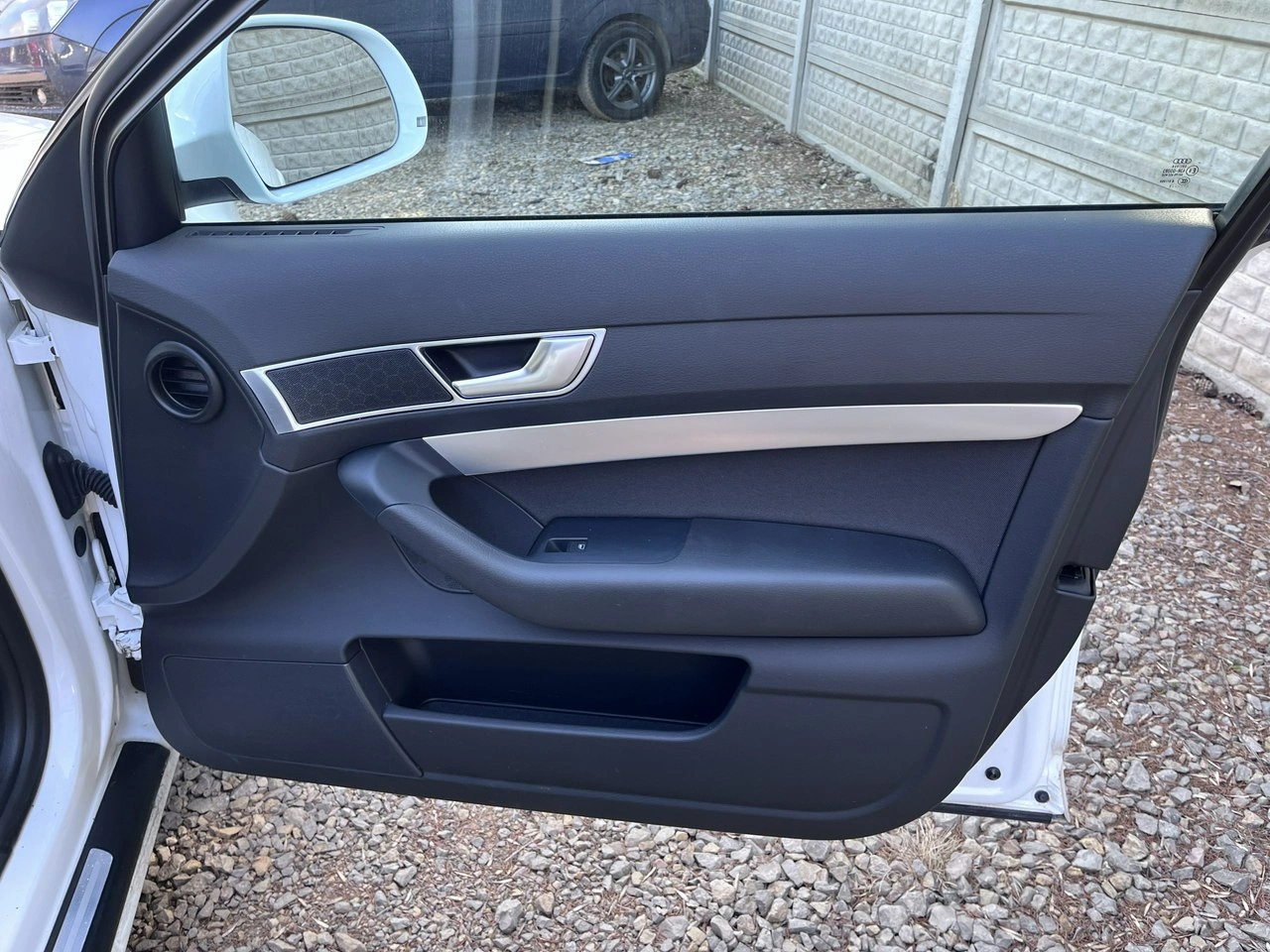 Audi A6 - Zdjęcie 23