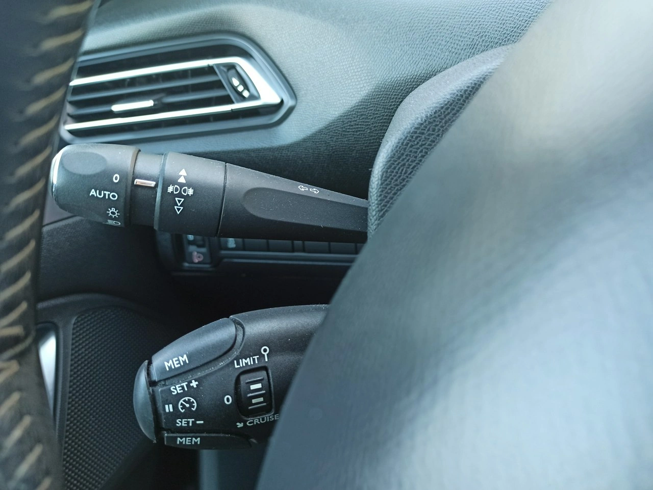 Peugeot 308 - Zdjęcie 21