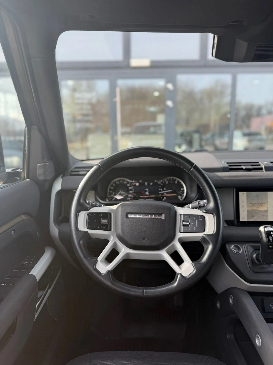 Land Rover Defender - Zdjęcie 11