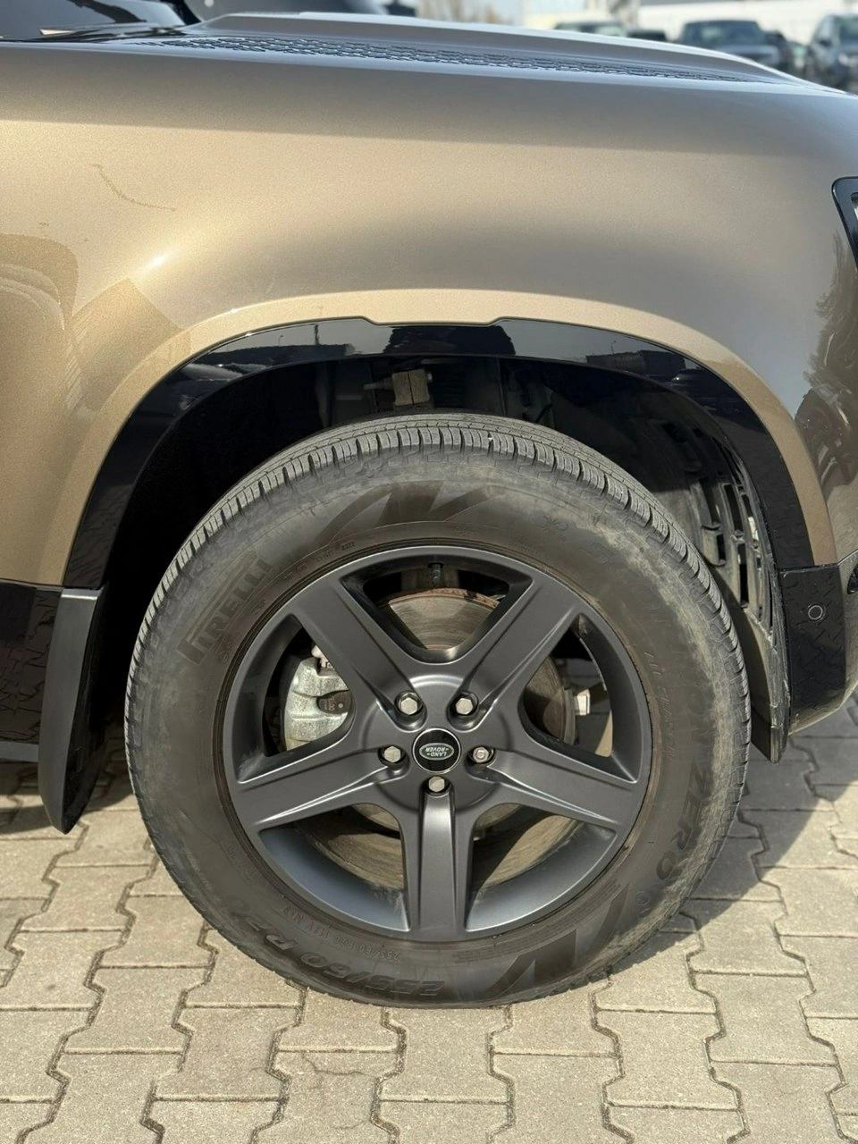 Land Rover Defender - Zdjęcie 8