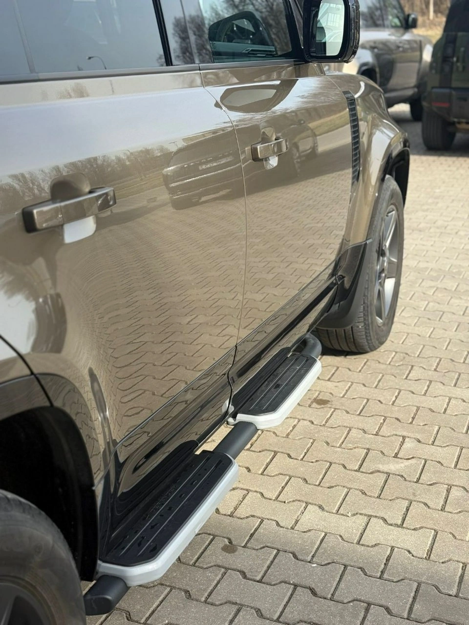 Land Rover Defender - Zdjęcie 9