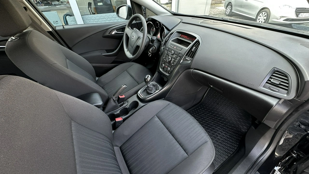Opel Astra - Zdjęcie 20