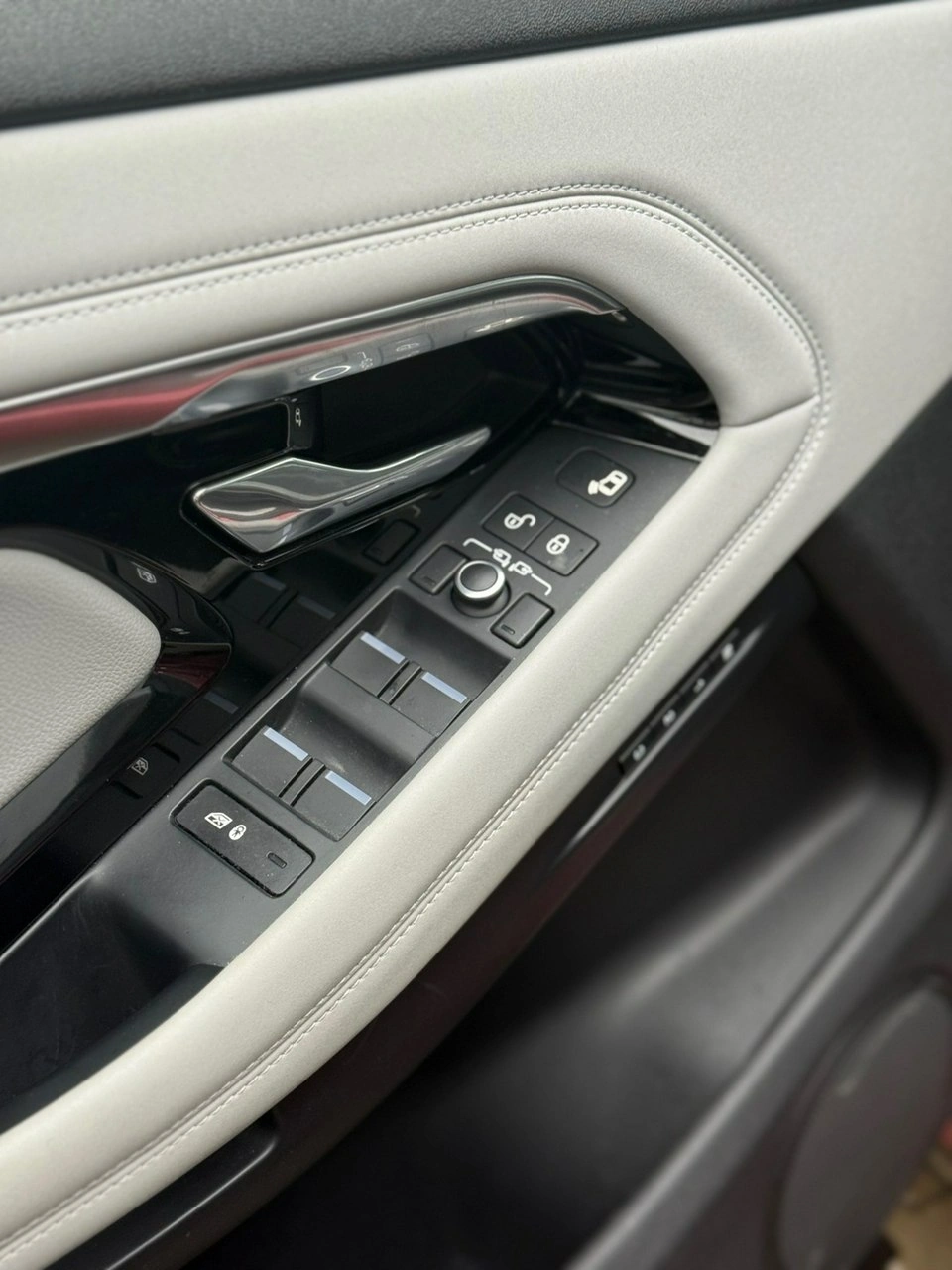 Land Rover Range Rover Evoque - Zdjęcie 20