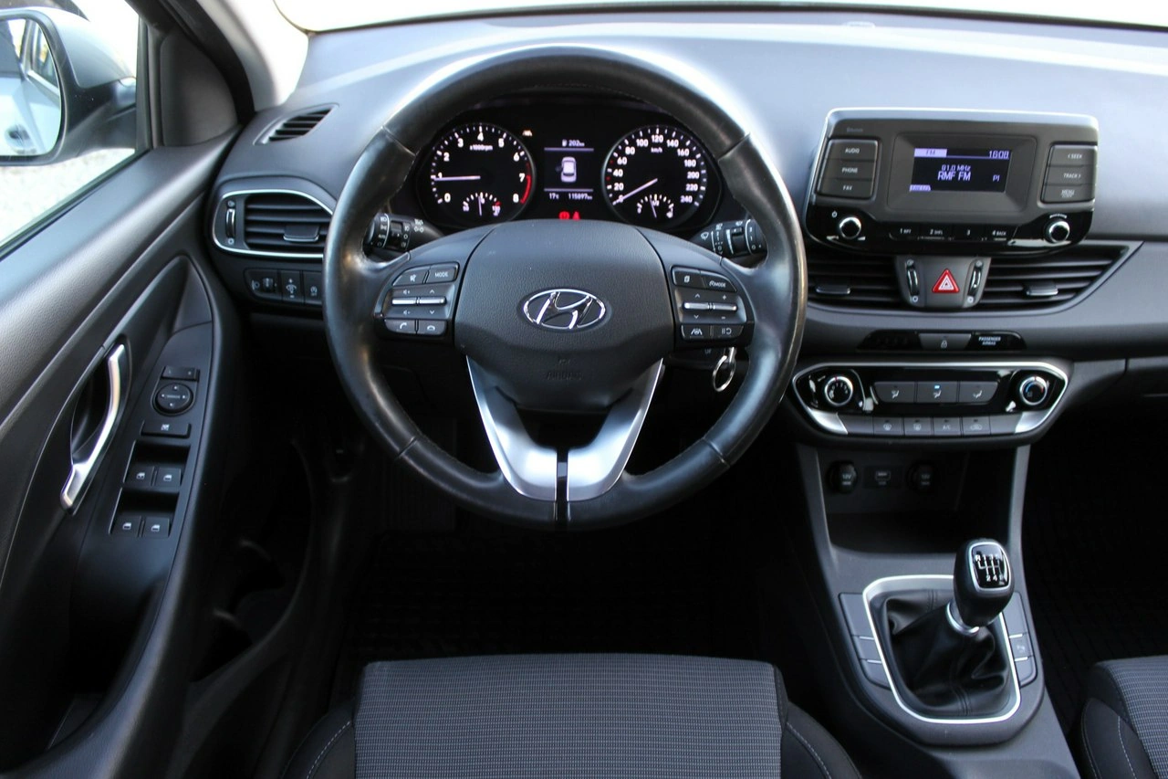 Hyundai i30 - Zdjęcie 11