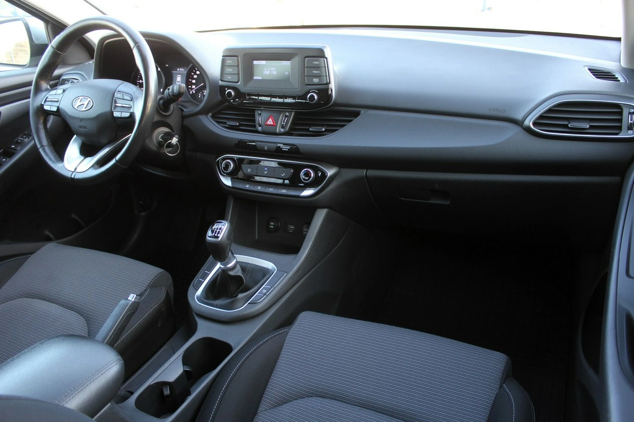 Hyundai i30 - Zdjęcie 23