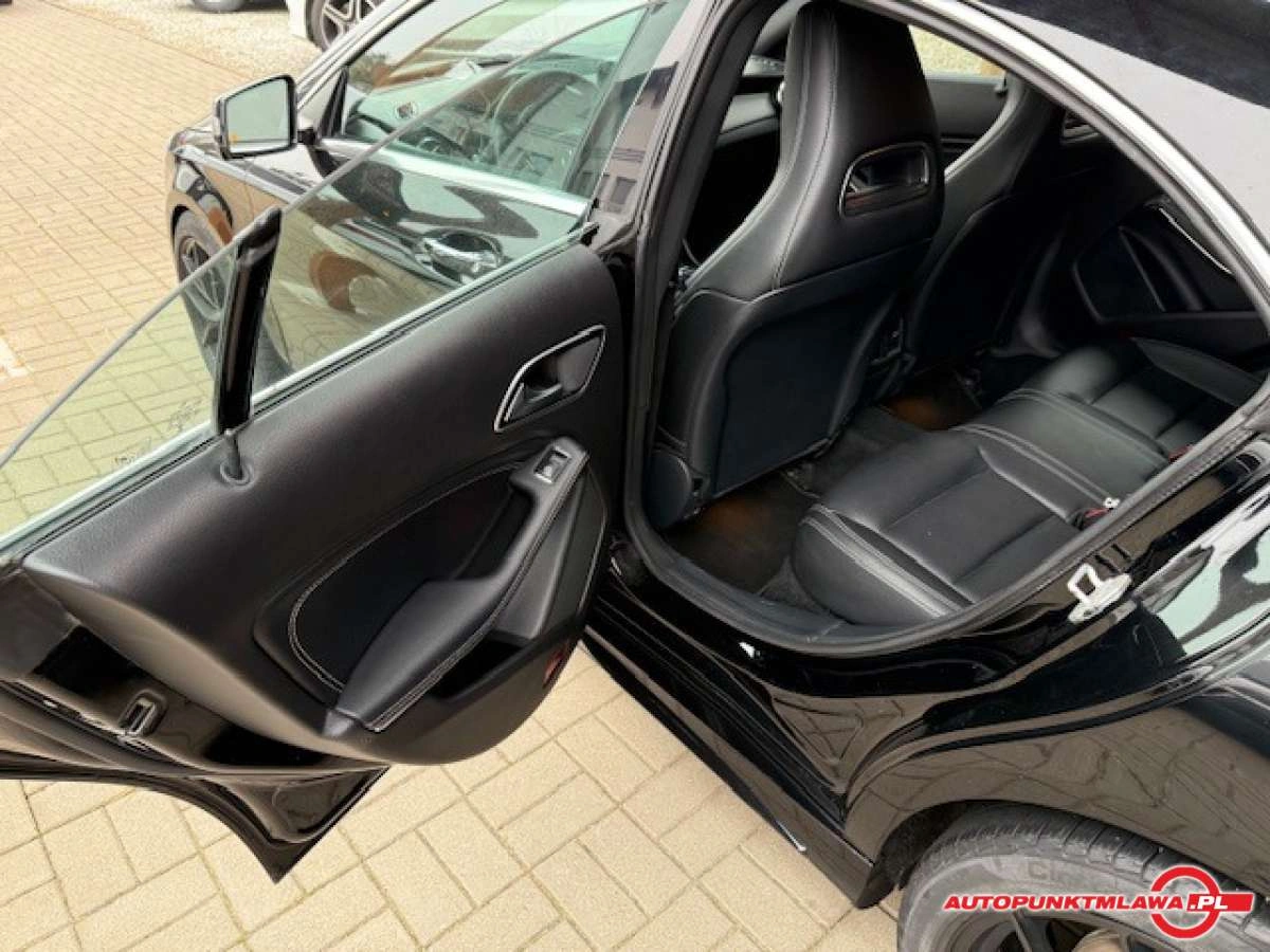 Mercedes-Benz CLA - Zdjęcie 17