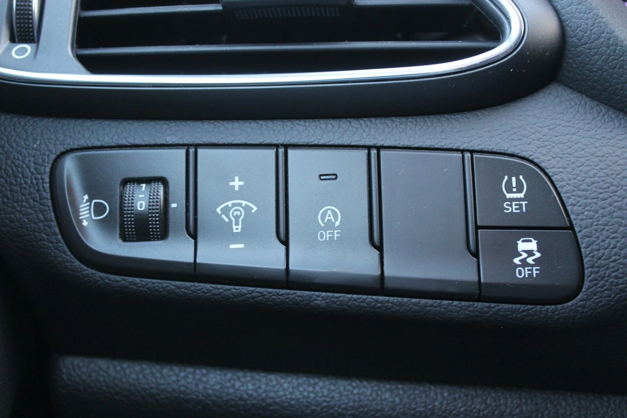 Hyundai i30 - Zdjęcie 19