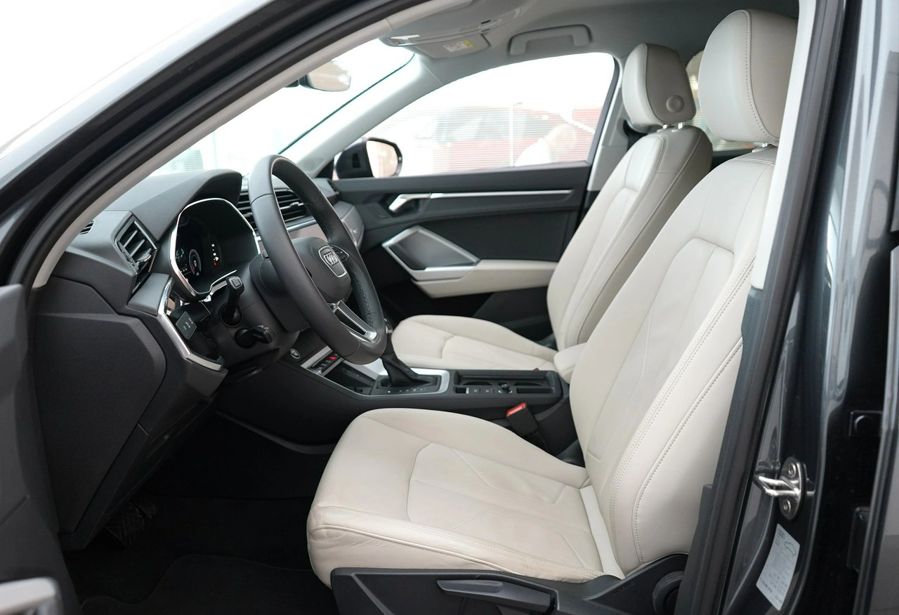 Audi Q3 - Zdjęcie 16