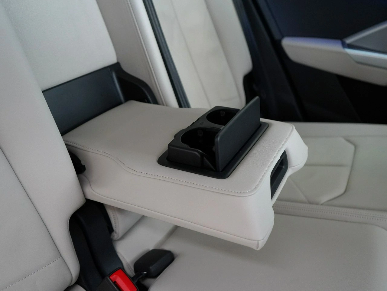 Audi Q3 - Zdjęcie 30