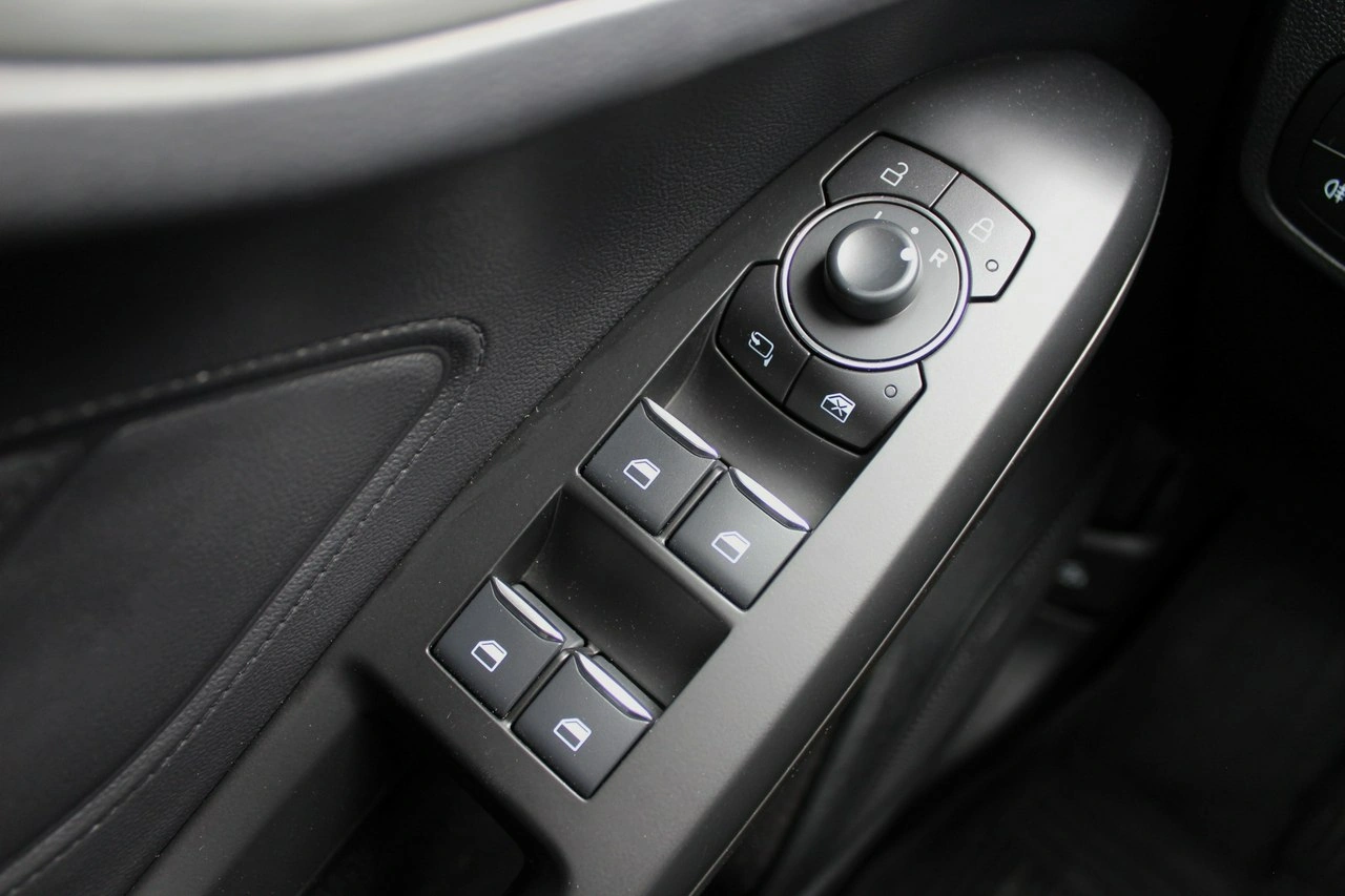 Ford Focus - Zdjęcie 17