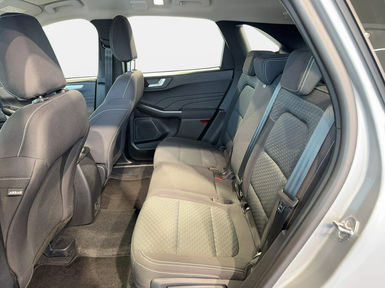 Ford Kuga - Zdjęcie 12