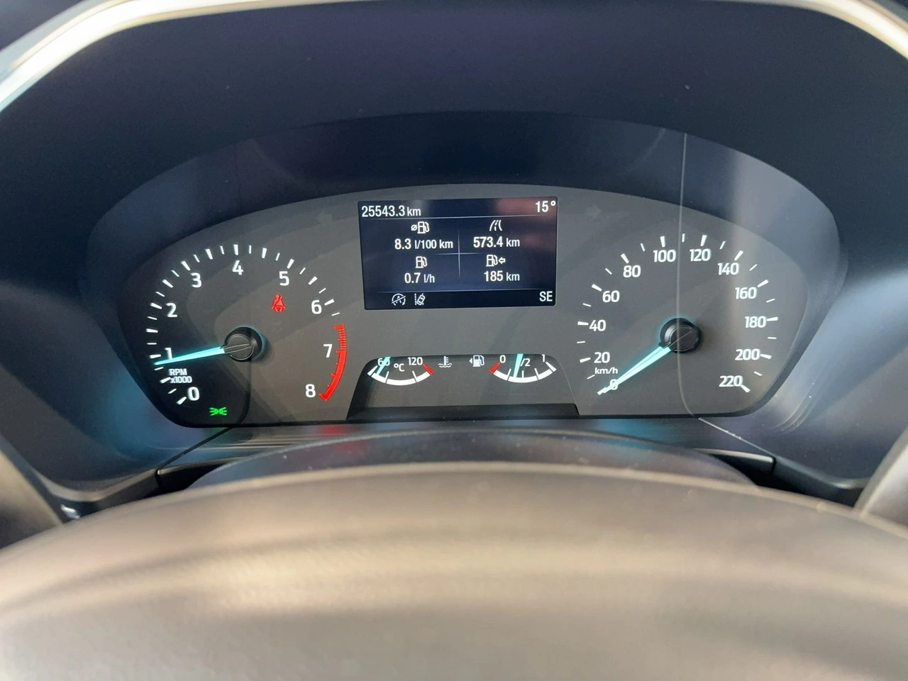 Ford Kuga - Zdjęcie 18