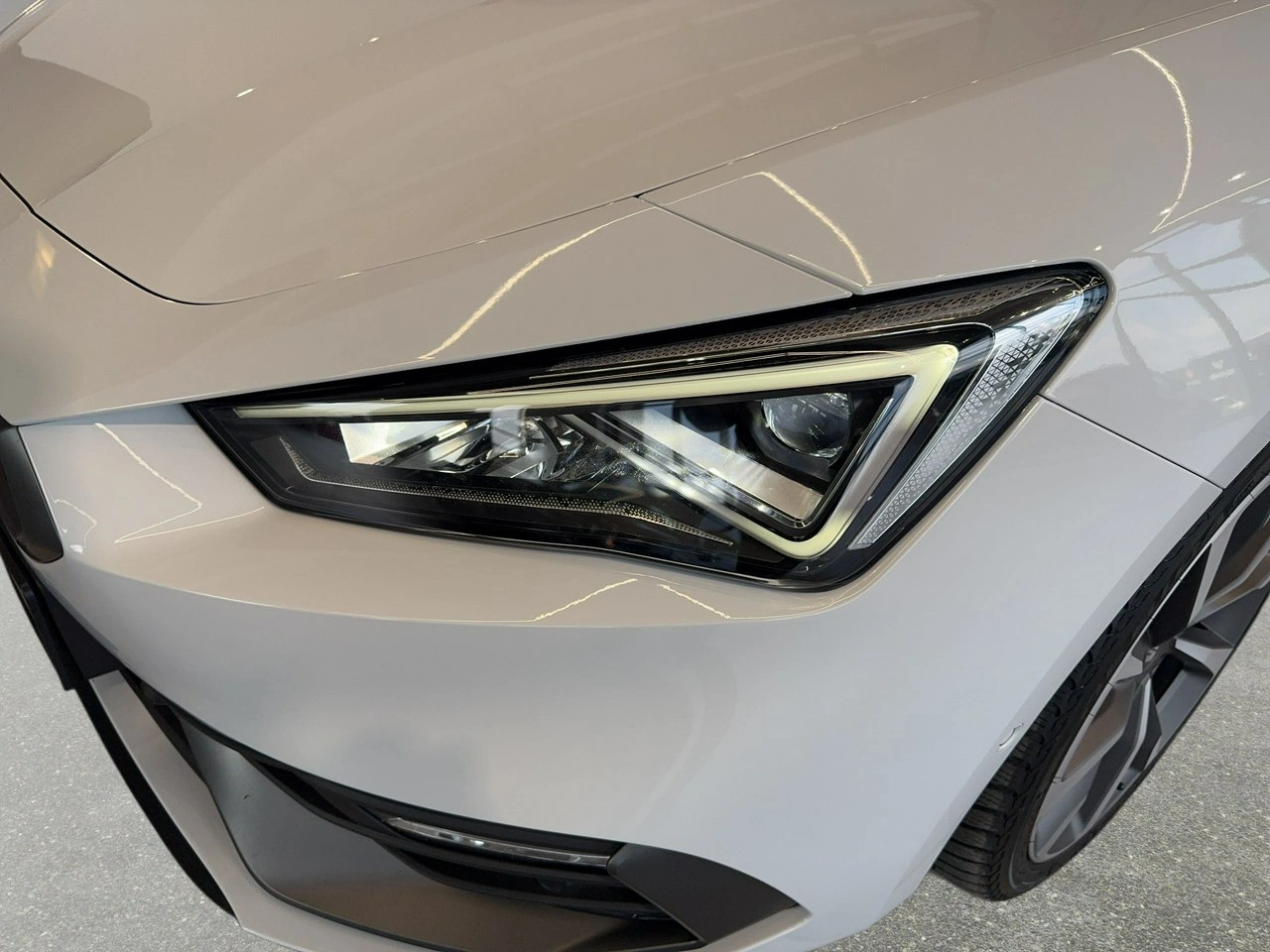 Seat Leon Sportstourer - Zdjęcie 8