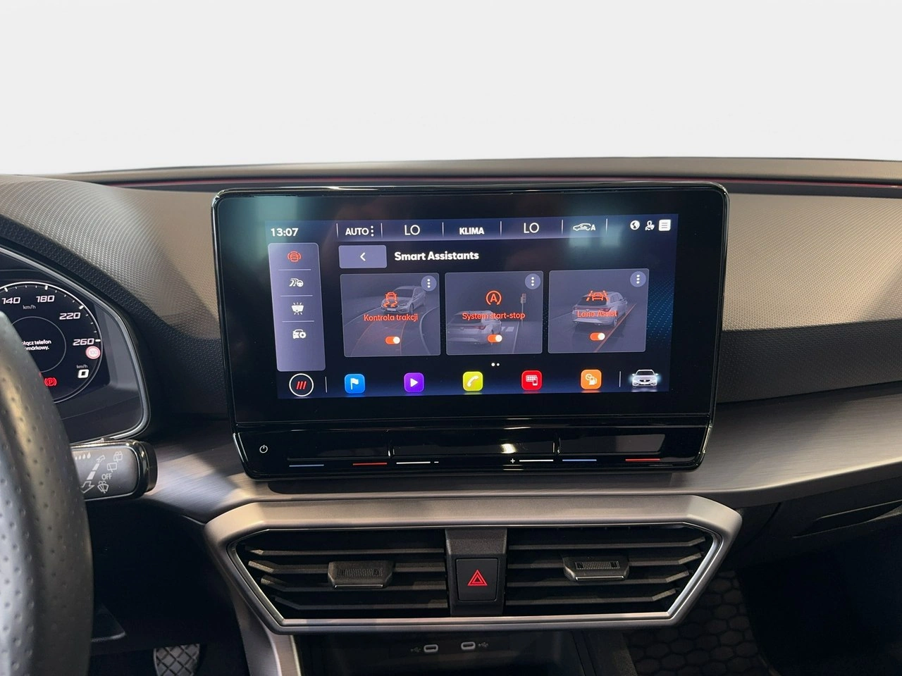 Seat Leon Sportstourer - Zdjęcie 24