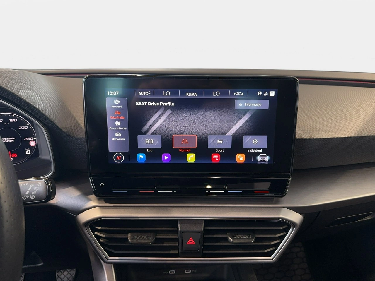 Seat Leon Sportstourer - Zdjęcie 26