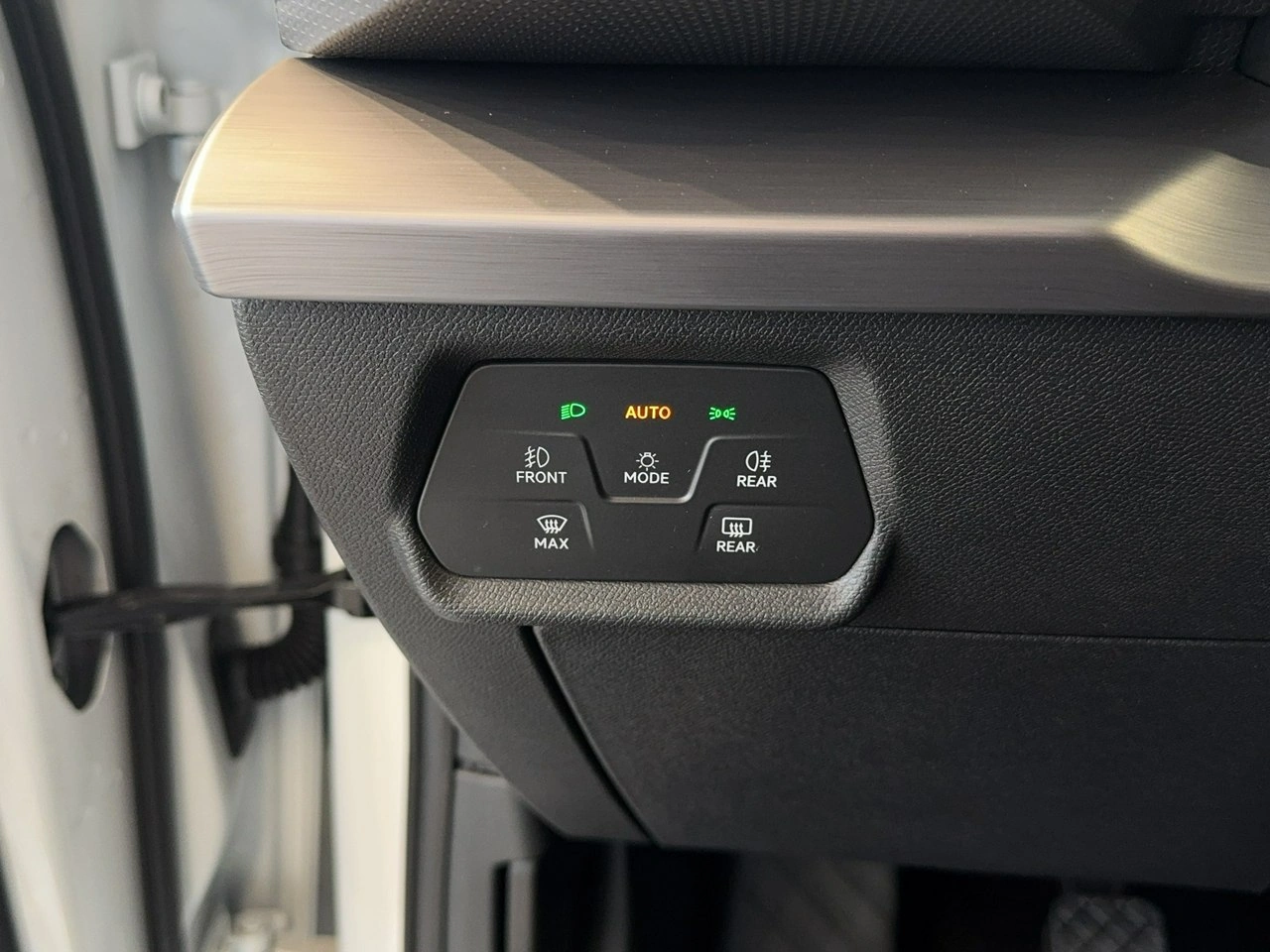 Seat Leon Sportstourer - Zdjęcie 32