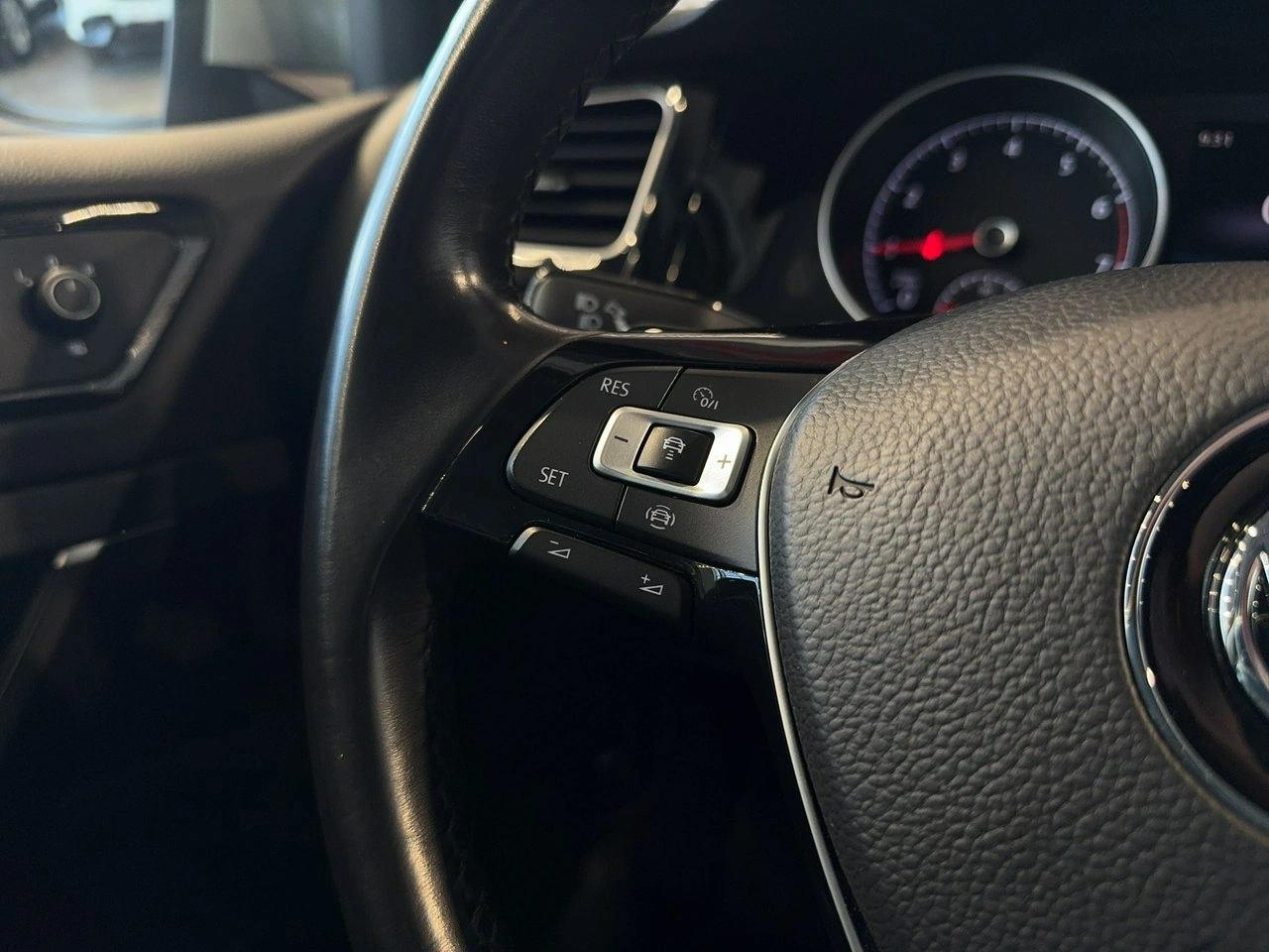 Volkswagen Golf Variant - Zdjęcie 14