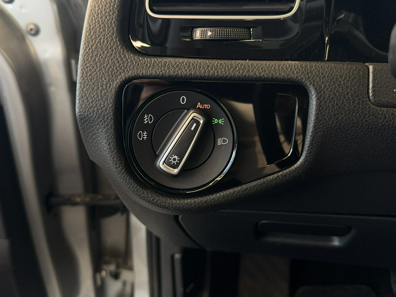 Volkswagen Golf Variant - Zdjęcie 23