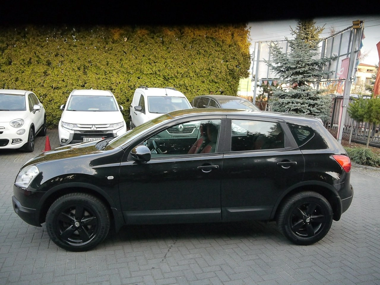 Nissan Qashqai - Zdjęcie 9