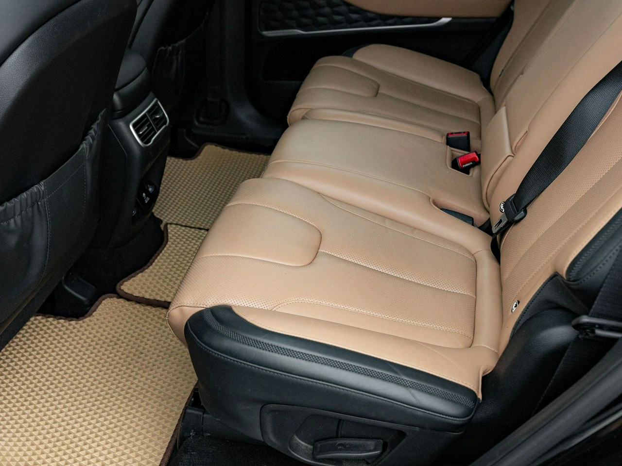 Hyundai Santa Fe - Zdjęcie 25