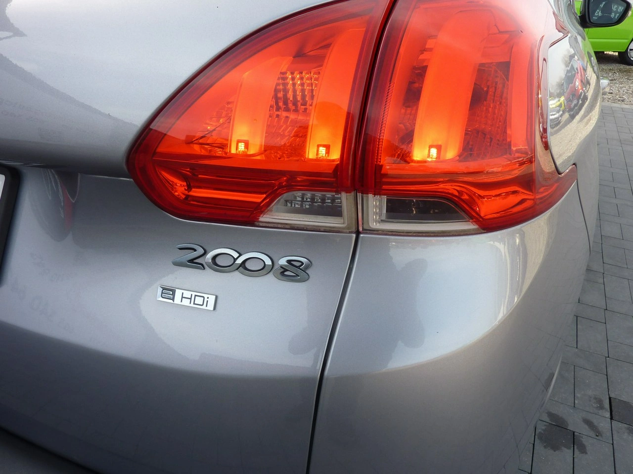 Peugeot 2008 - Zdjęcie 33