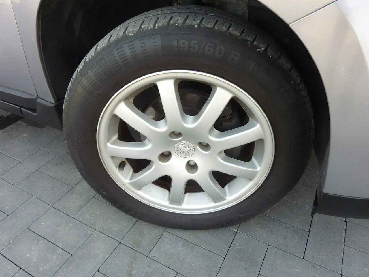 Peugeot 2008 - Zdjęcie 37