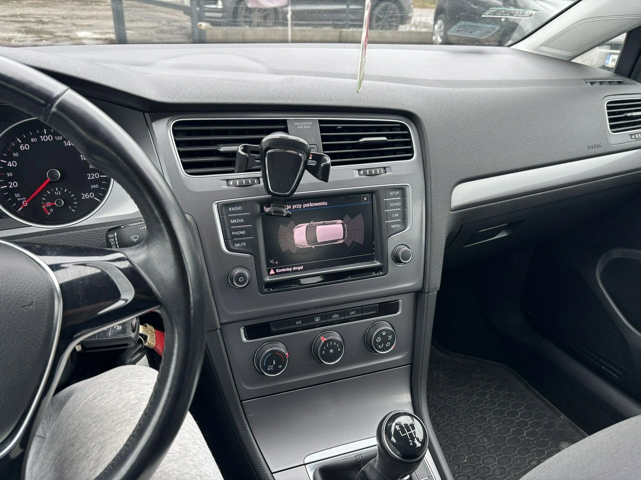 Volkswagen Golf - Zdjęcie 22