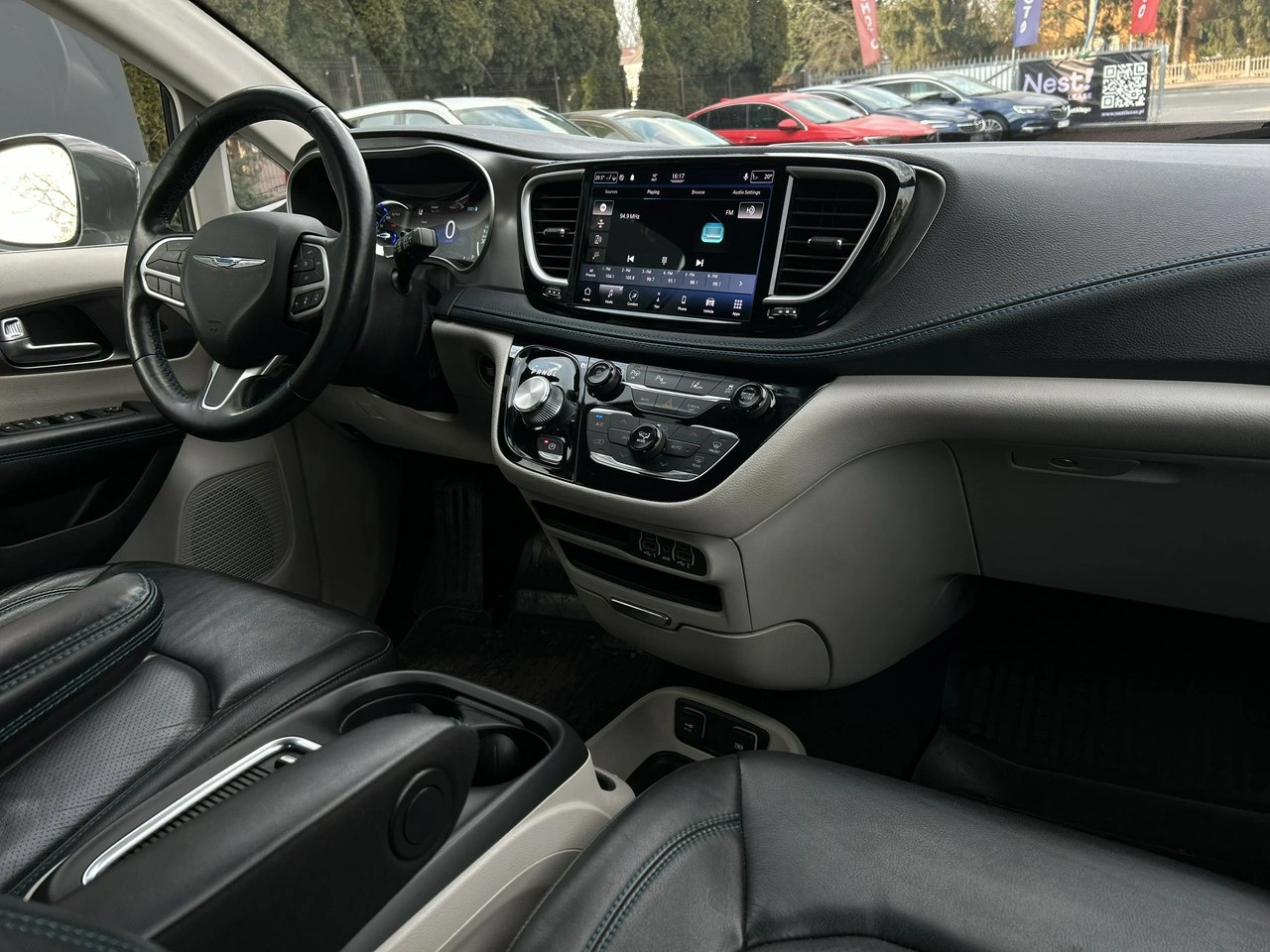 Chrysler Pacifica - Zdjęcie 15