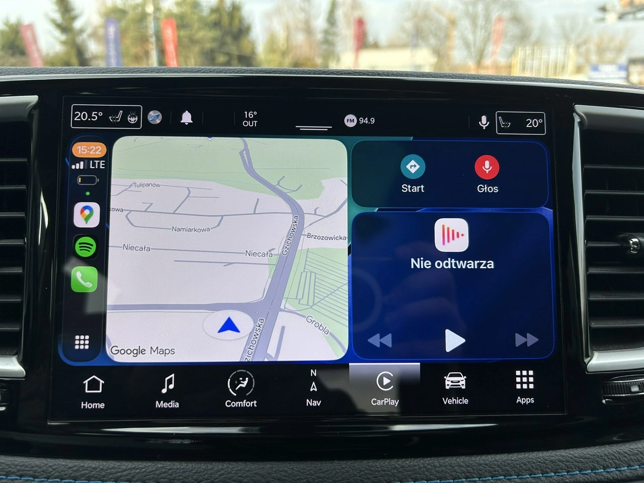 Chrysler Pacifica - Zdjęcie 25