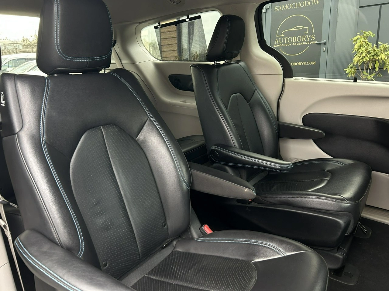 Chrysler Pacifica - Zdjęcie 36