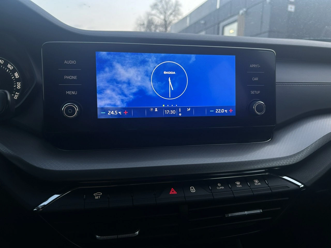 Skoda Octavia - Zdjęcie 8