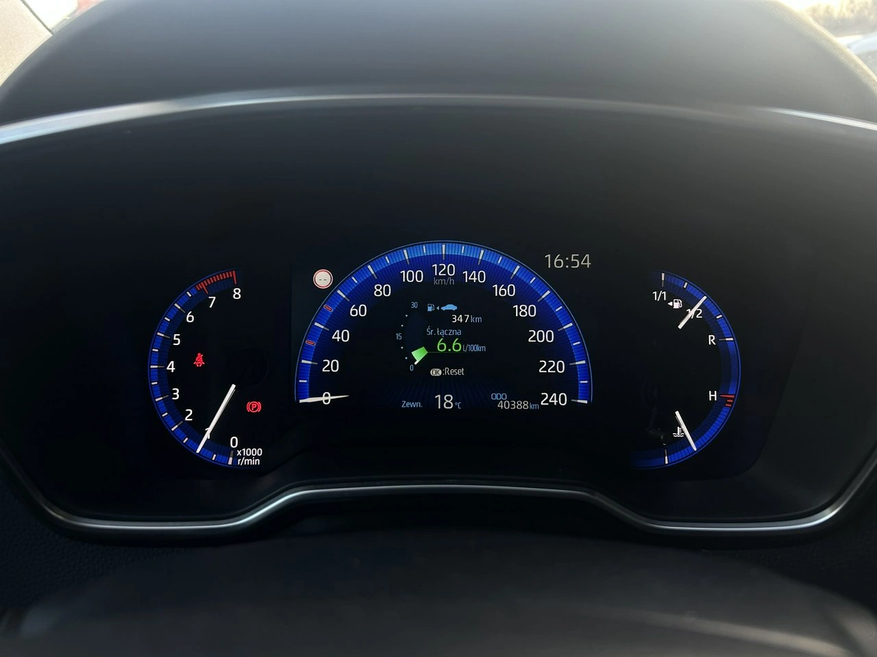 Toyota Corolla - Zdjęcie 9