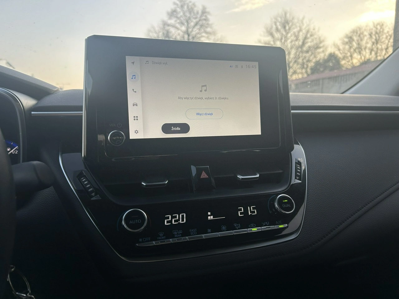 Toyota Corolla - Zdjęcie 8