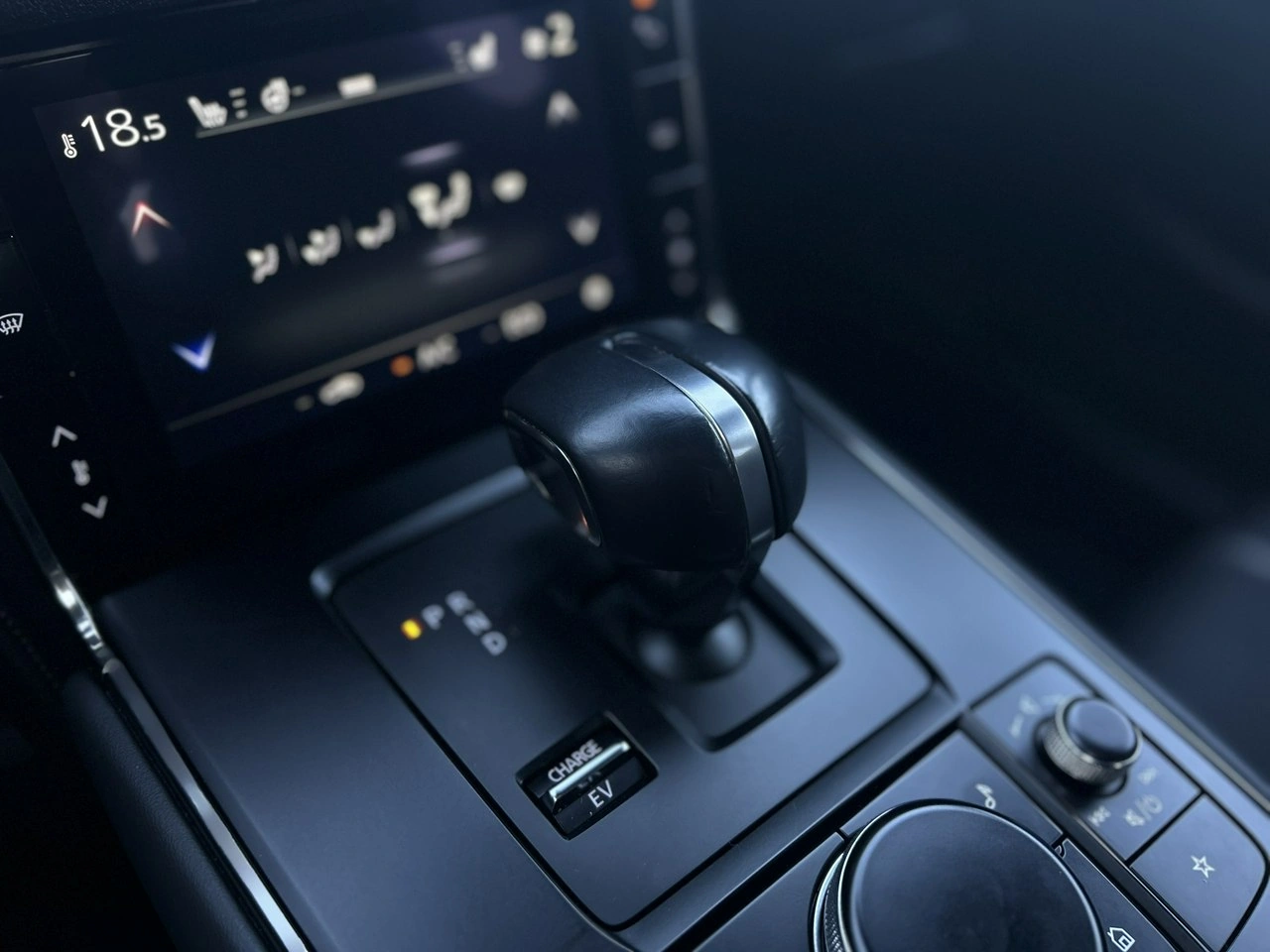 Mazda MX-30 - Zdjęcie 18