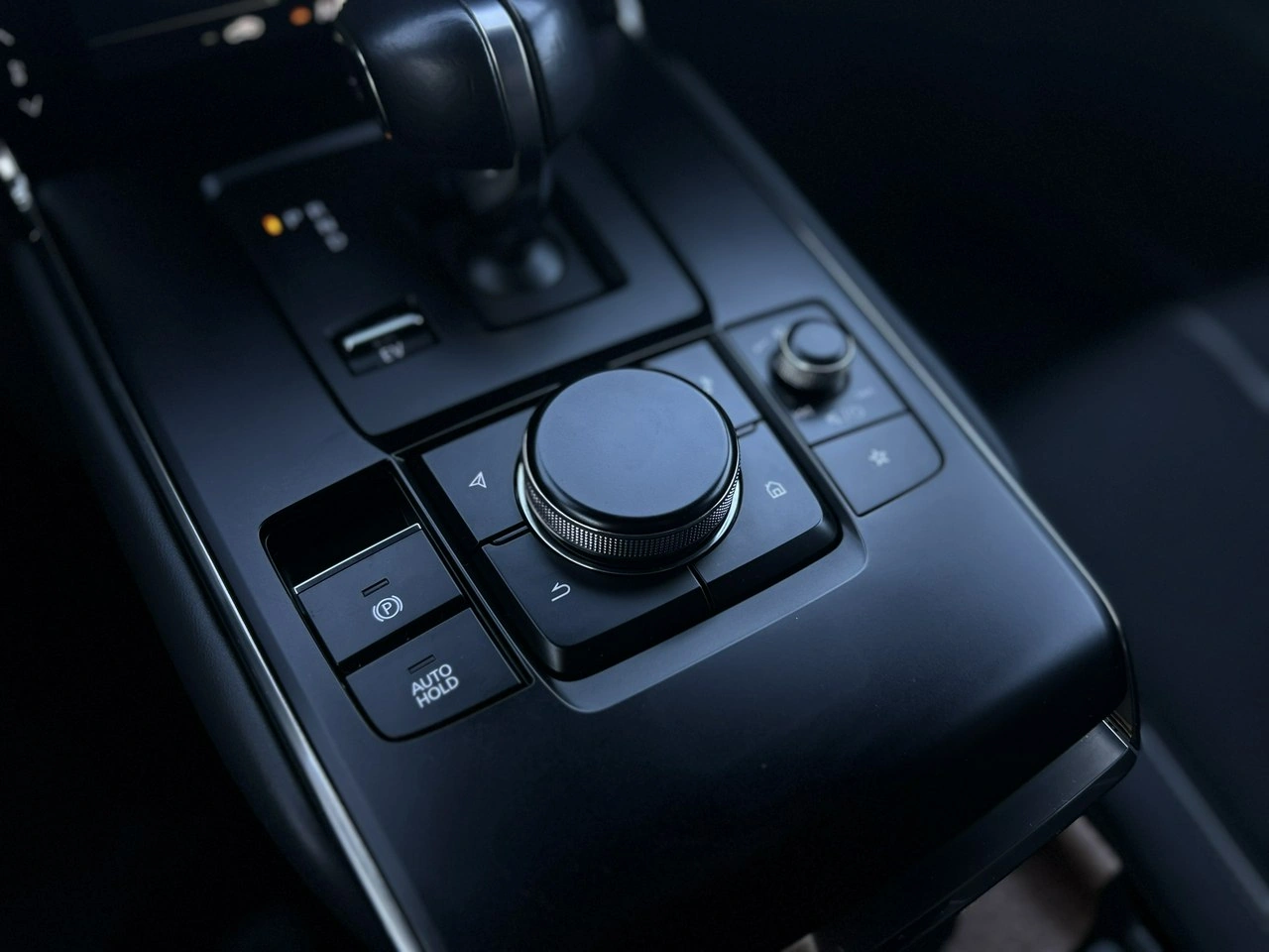 Mazda MX-30 - Zdjęcie 31