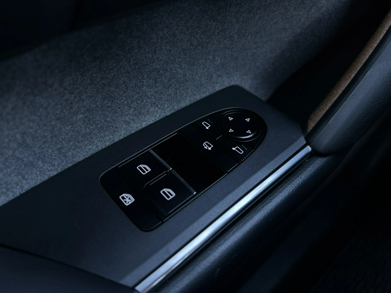 Mazda MX-30 - Zdjęcie 37