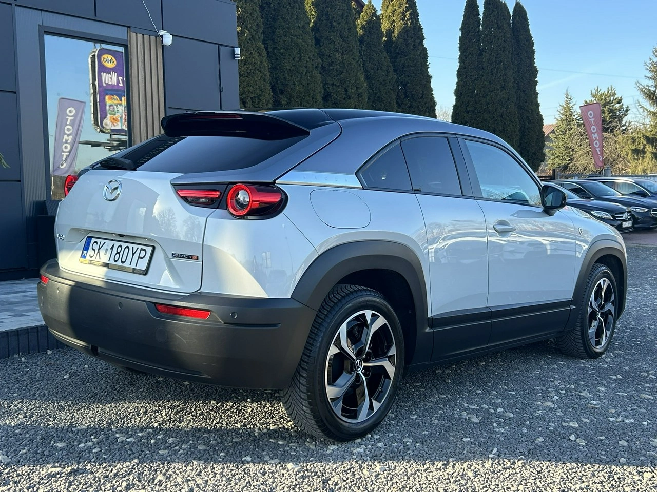 Mazda MX-30 - Zdjęcie 8