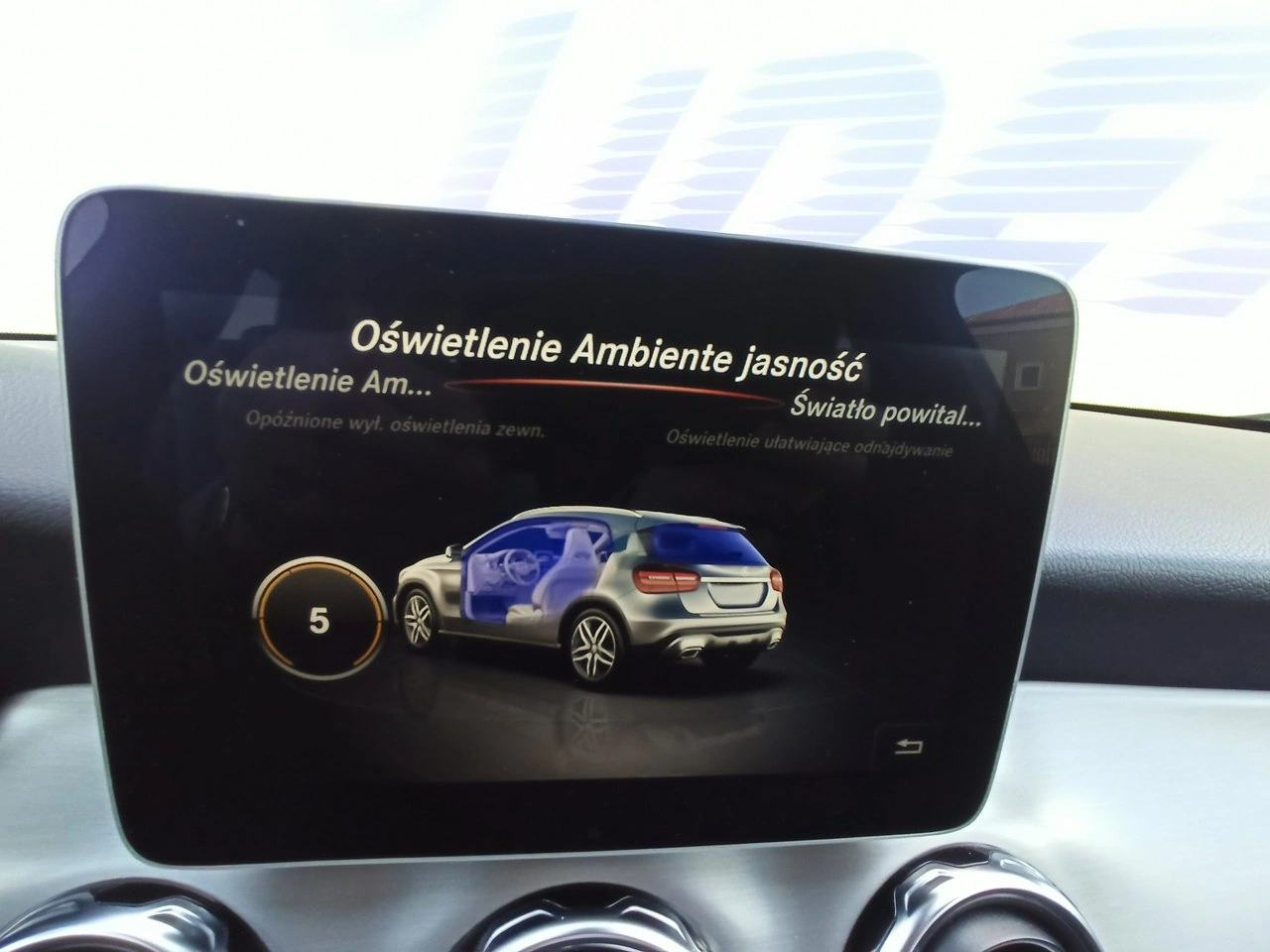 Mercedes GLA 220 - Zdjęcie 18