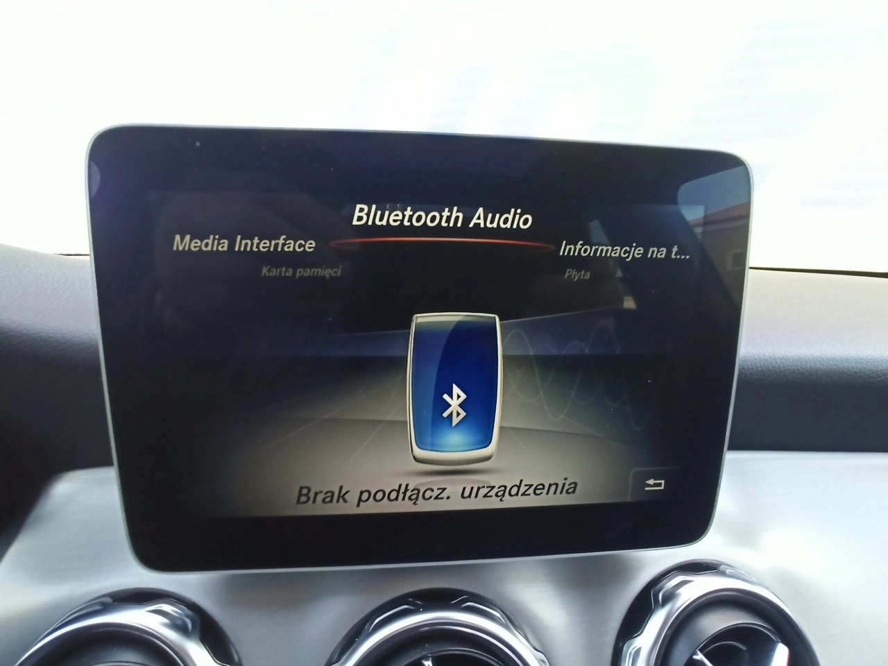 Mercedes GLA 220 - Zdjęcie 22