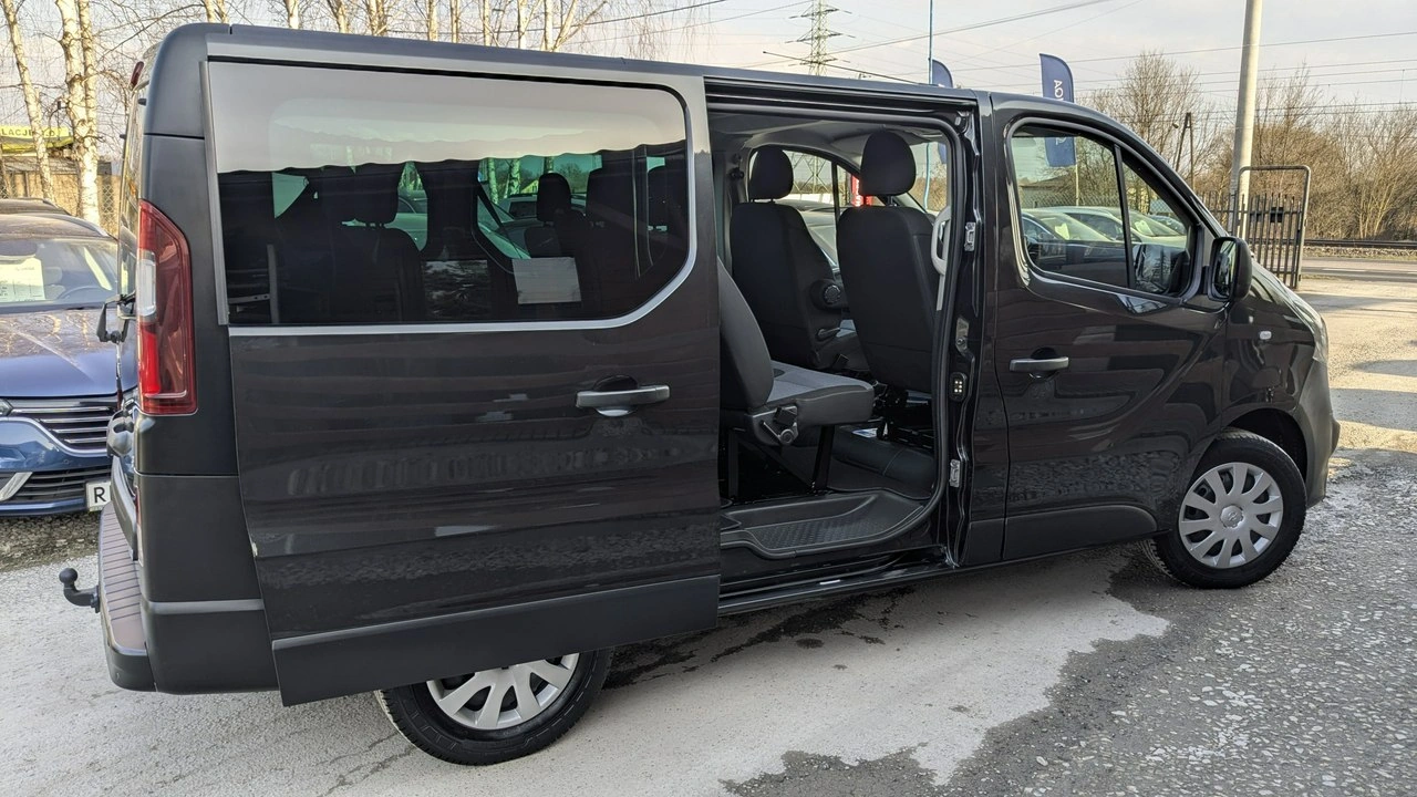 Opel Vivaro - Zdjęcie 10