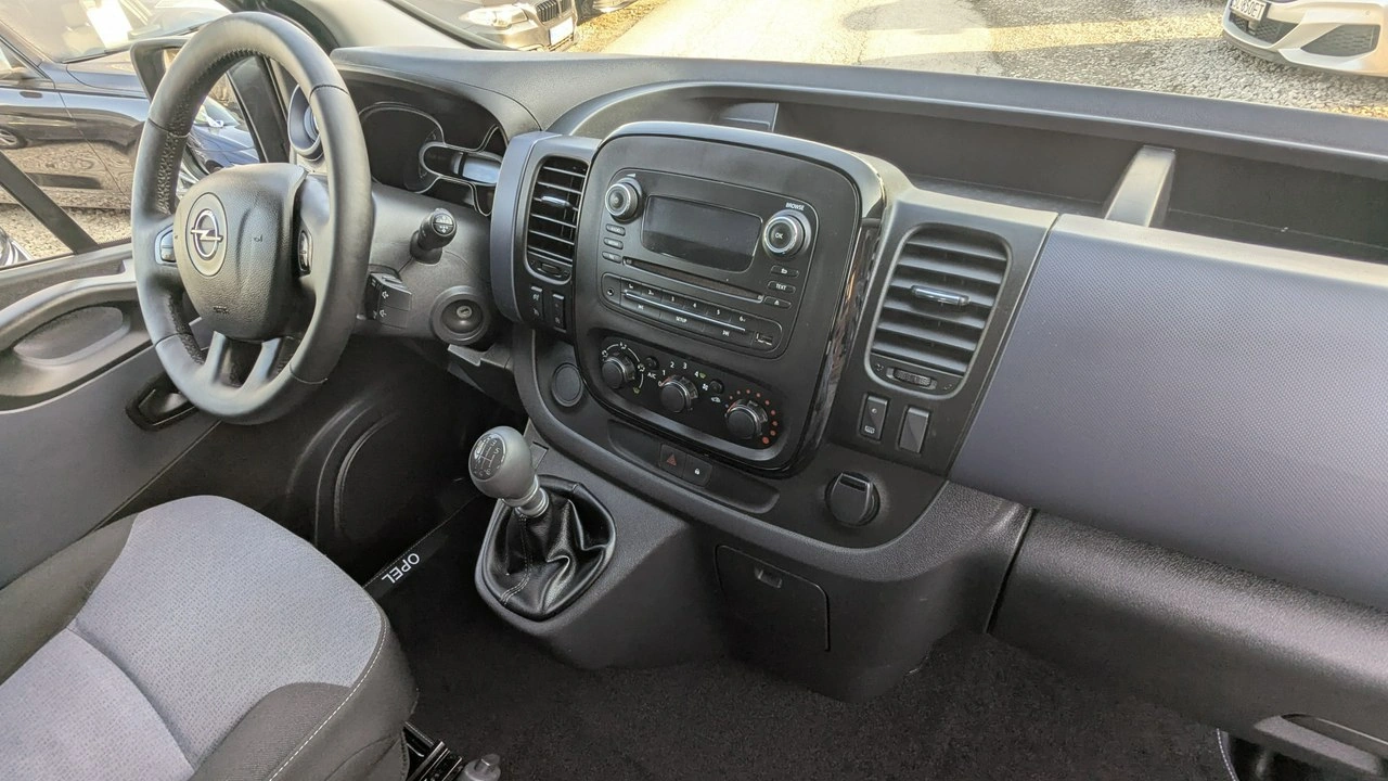 Opel Vivaro - Zdjęcie 14