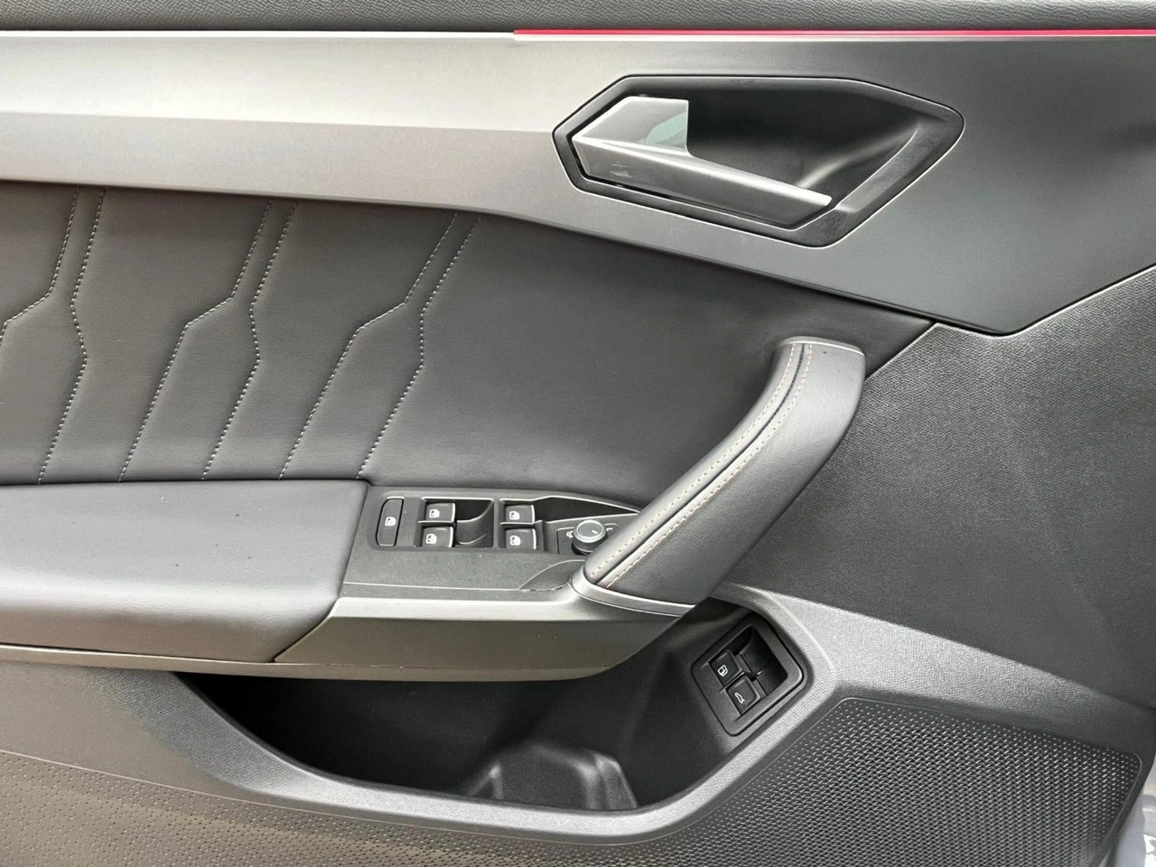 Cupra Leon Sportstourer - Zdjęcie 28