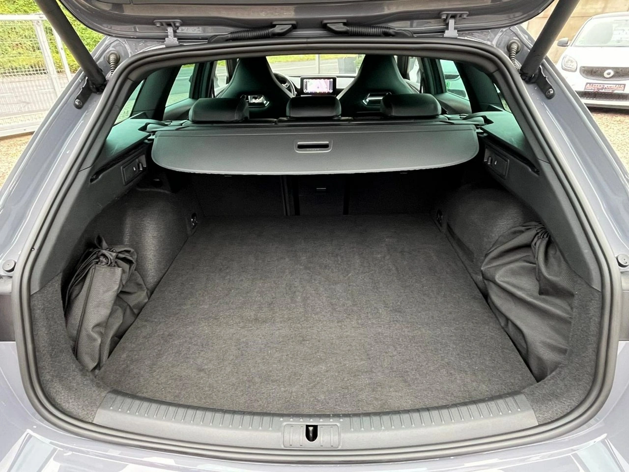 Cupra Leon Sportstourer - Zdjęcie 37