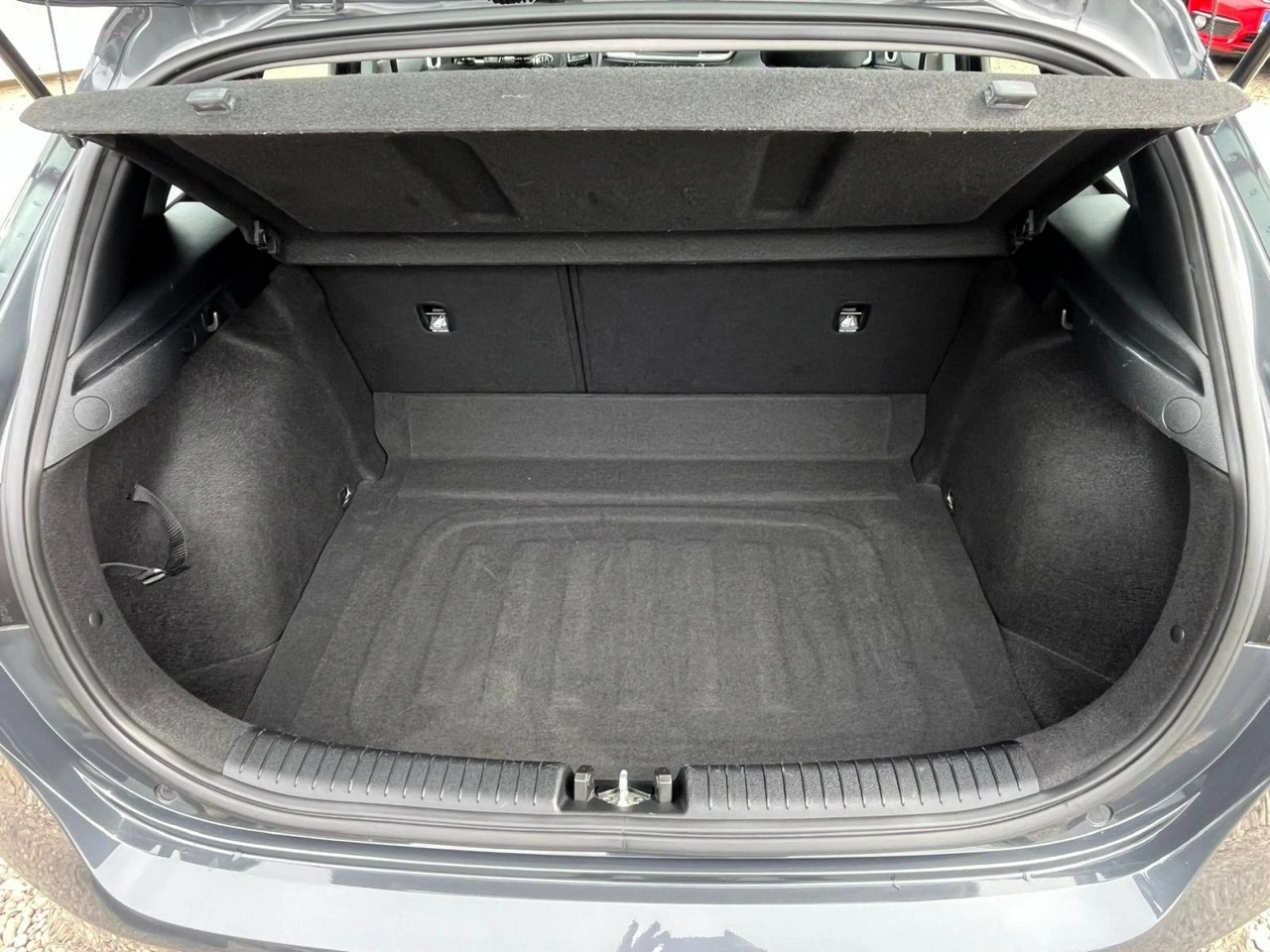 Kia Ceed - Zdjęcie 9