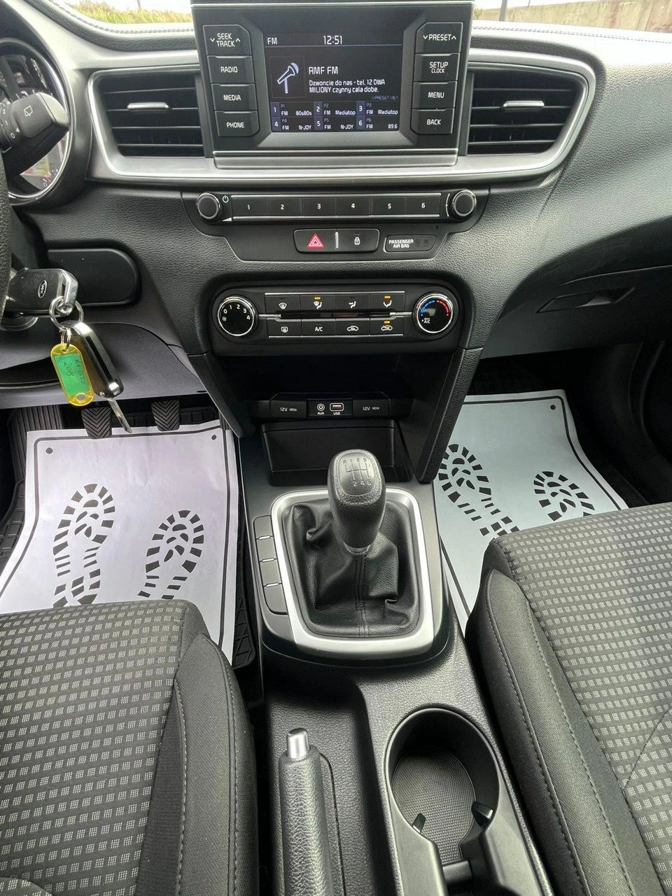 Kia Ceed - Zdjęcie 13