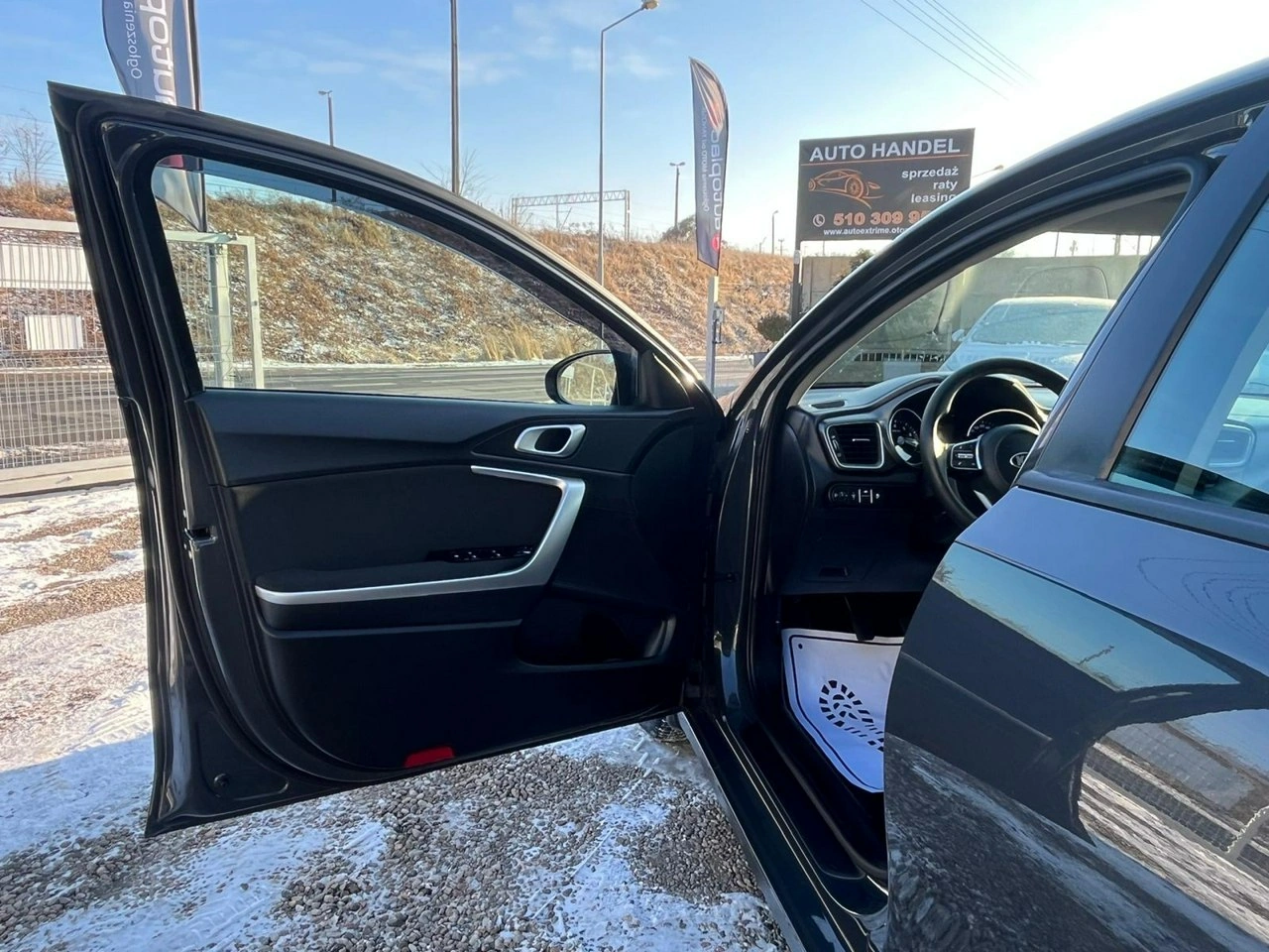 Kia Ceed - Zdjęcie 14