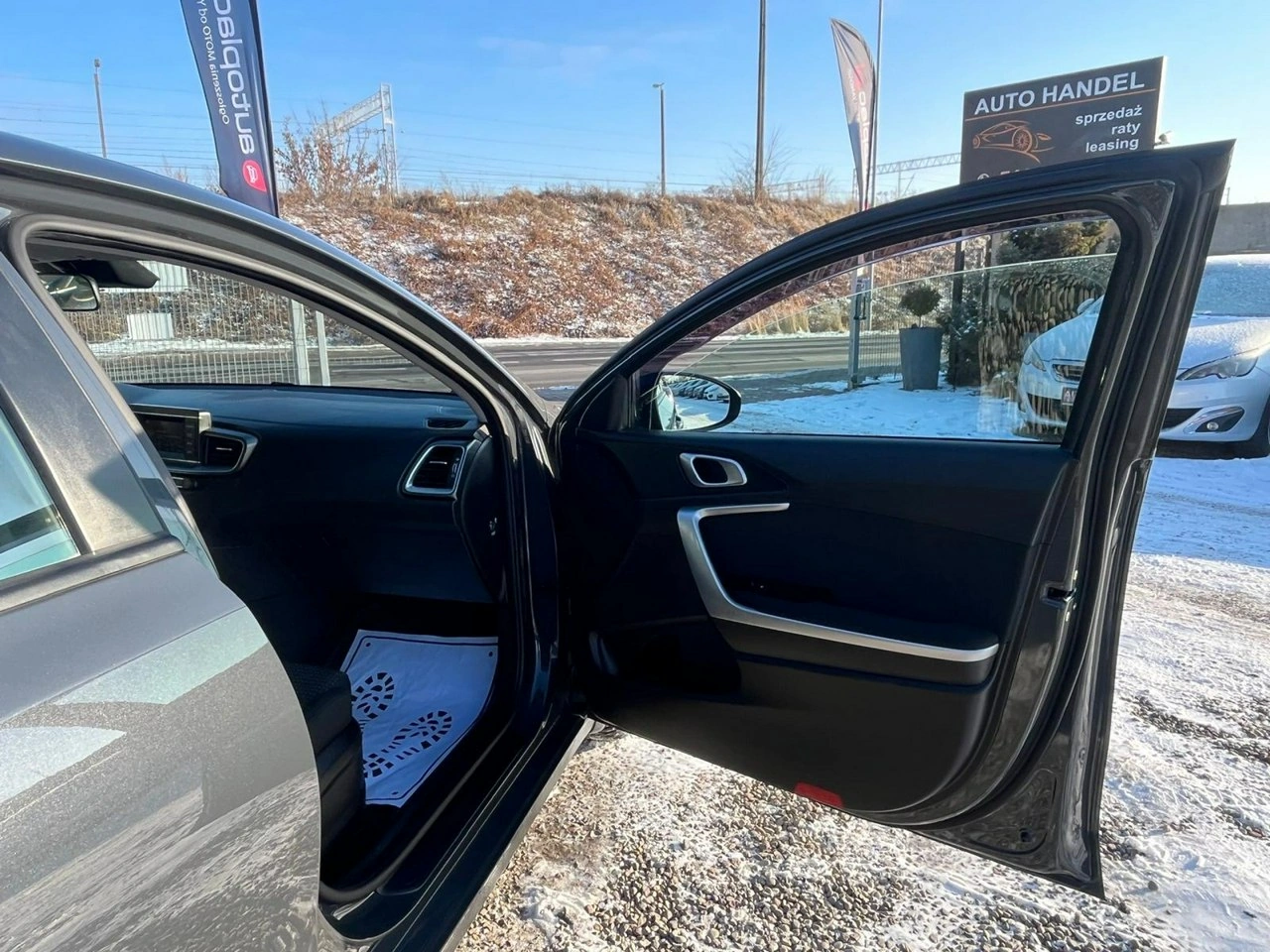 Kia Ceed - Zdjęcie 15