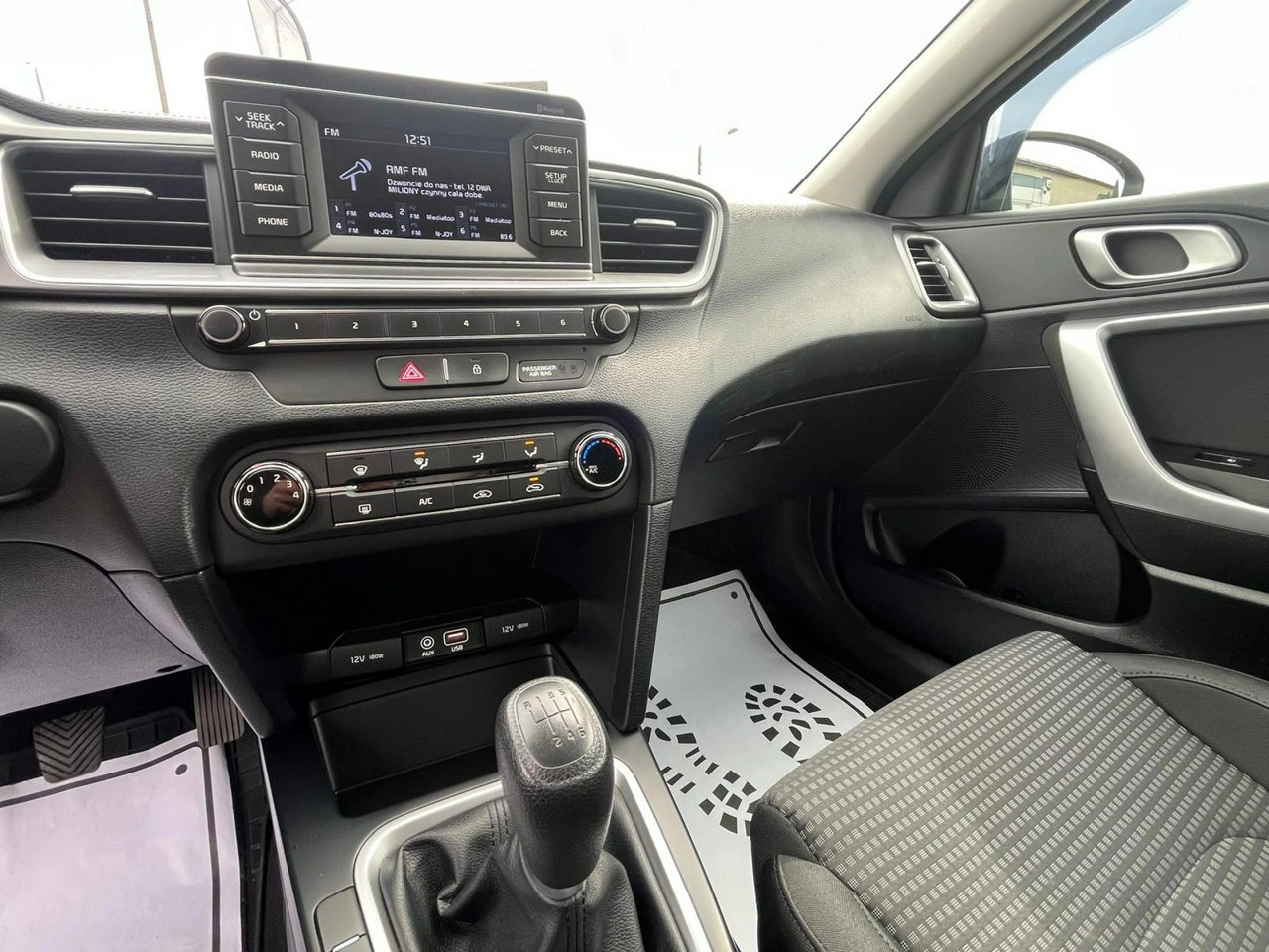Kia Ceed - Zdjęcie 18