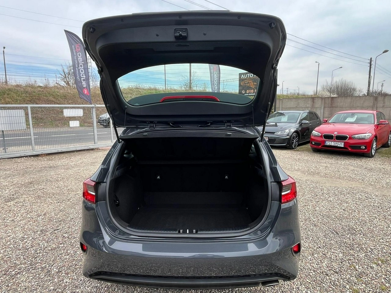 Kia Ceed - Zdjęcie 23