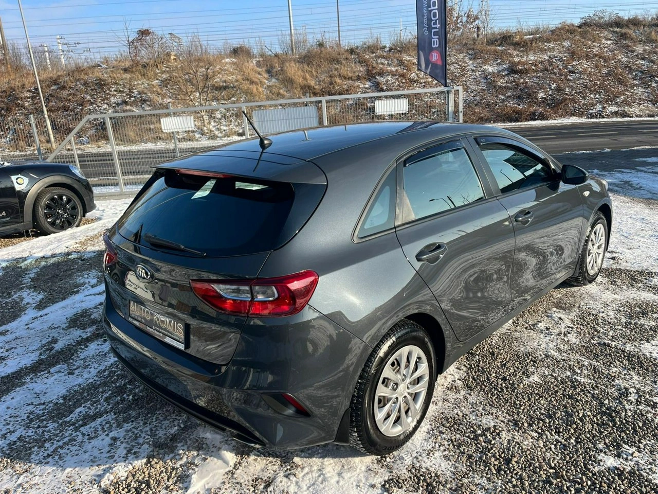 Kia Ceed - Zdjęcie 29